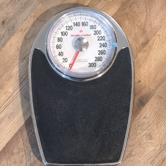 Black Mechanical Bathroom Scale - Picture 1 of 2
